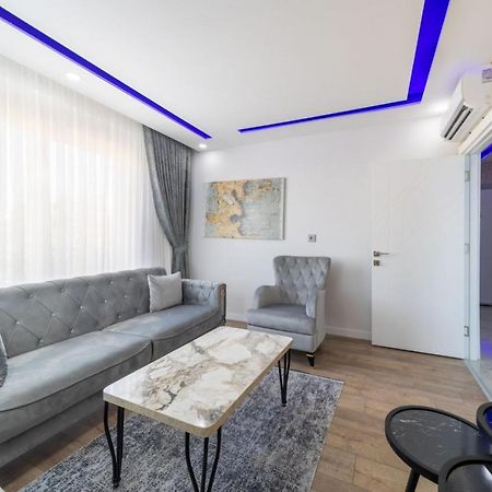Modern And Central Duplex Apartment Near Beach In 安塔利亚 外观 照片