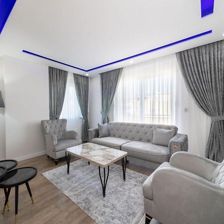 Modern And Central Duplex Apartment Near Beach In 安塔利亚 外观 照片