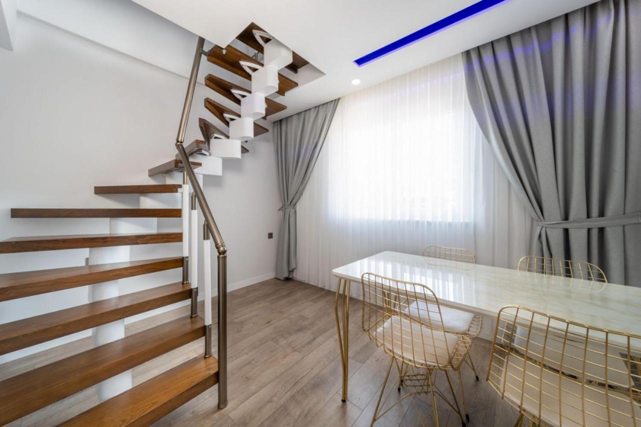 Modern And Central Duplex Apartment Near Beach In 安塔利亚 外观 照片
